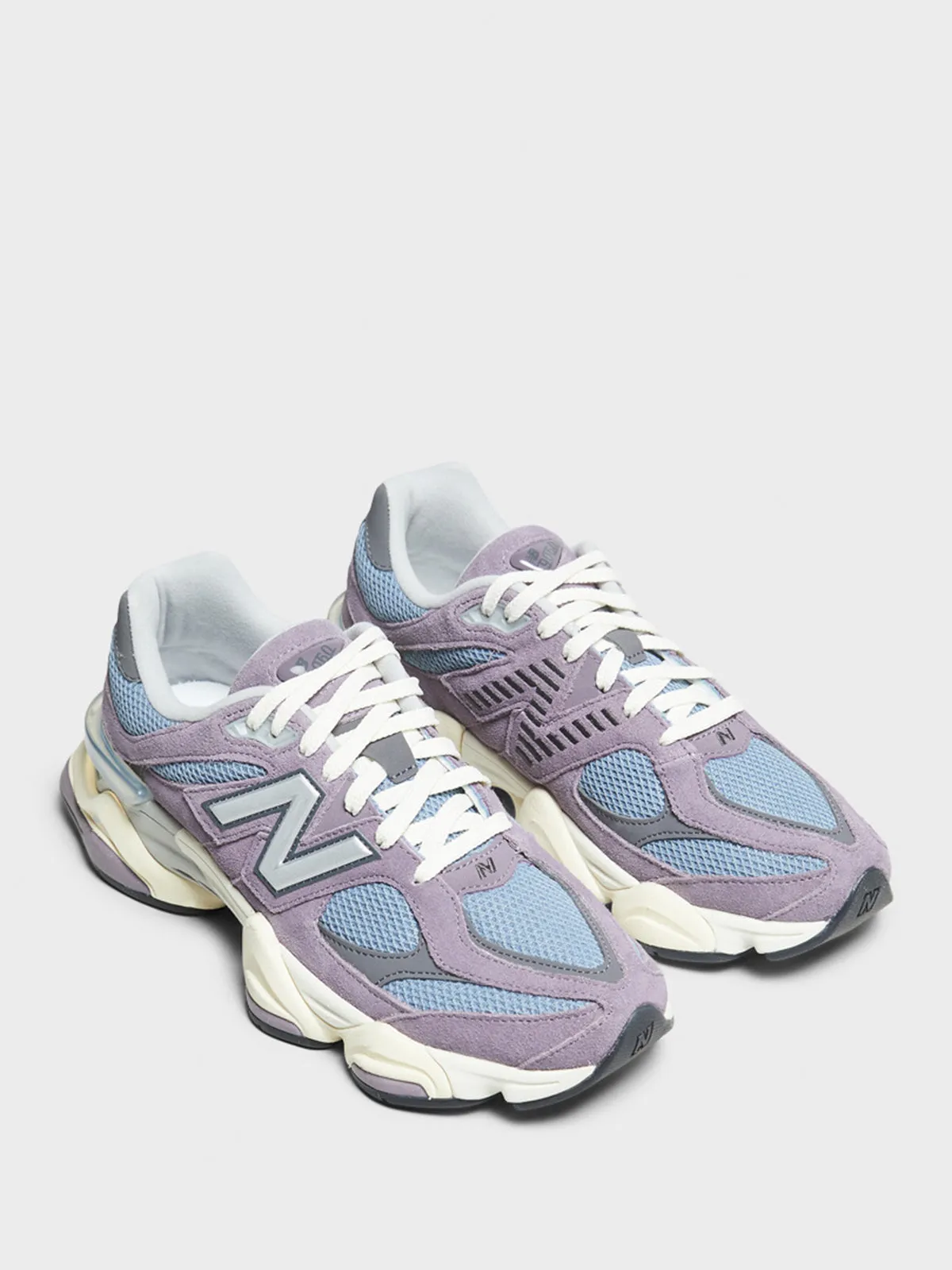 9060 Sneakers in Purple