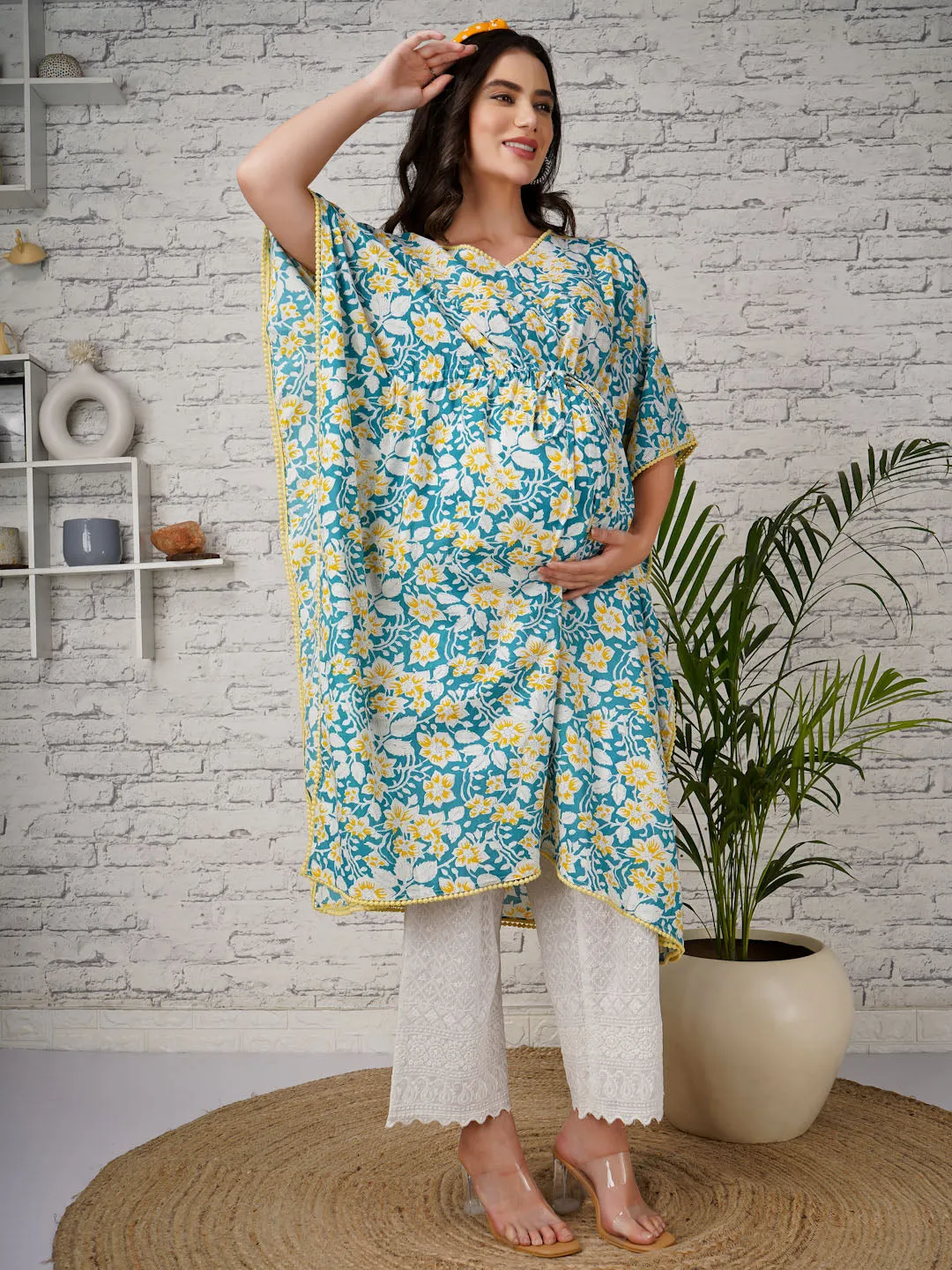 ALIA - BLUE AND WHITE GEOMETRIC PRINT MATERNITY KAFTAN SET WITH EMBROI