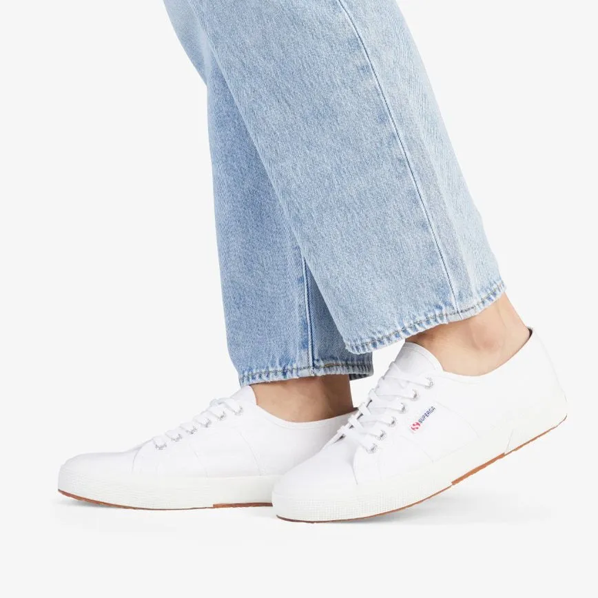 Classic White Cotu Sneaker