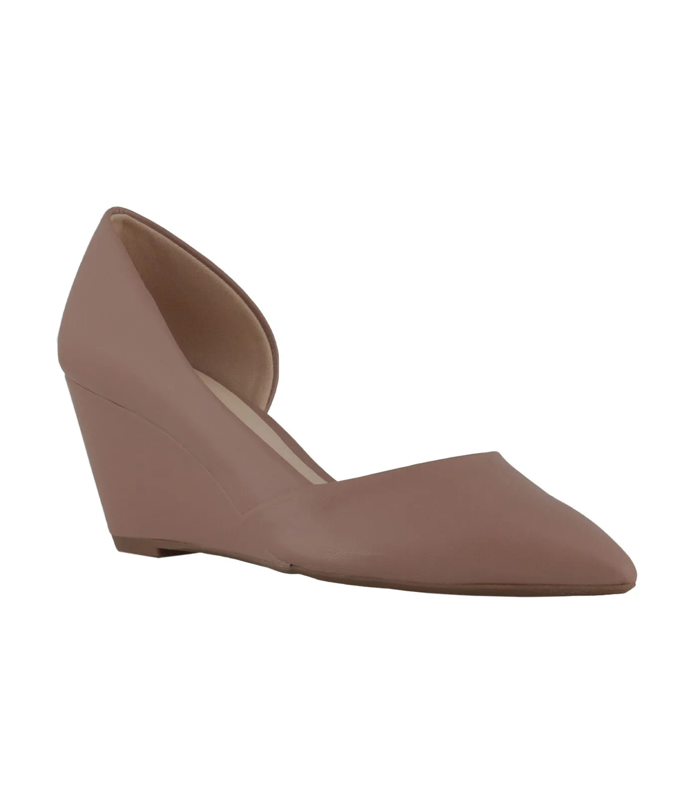 Eltinn Wedge Pumps Tan