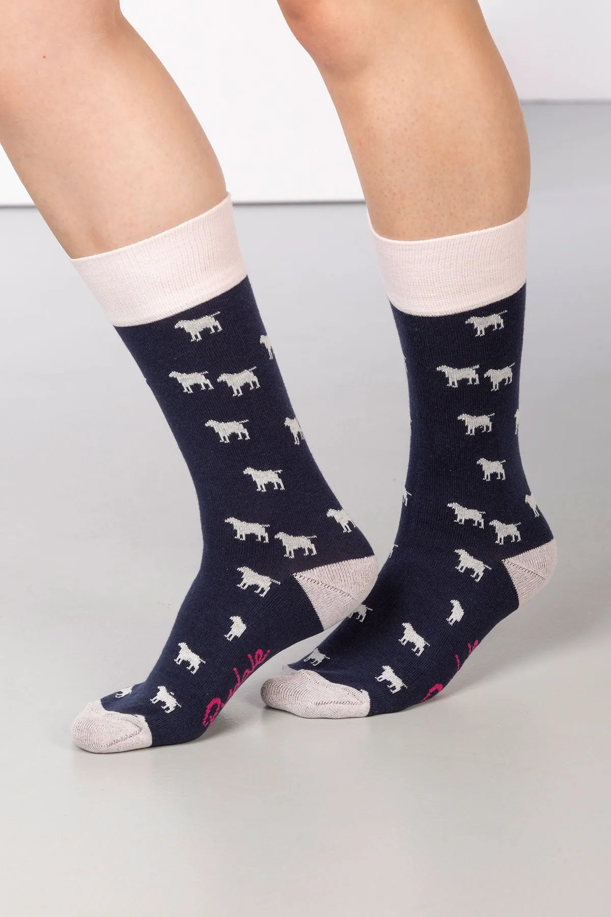 Ladies Wagging Dog Ankle Socks