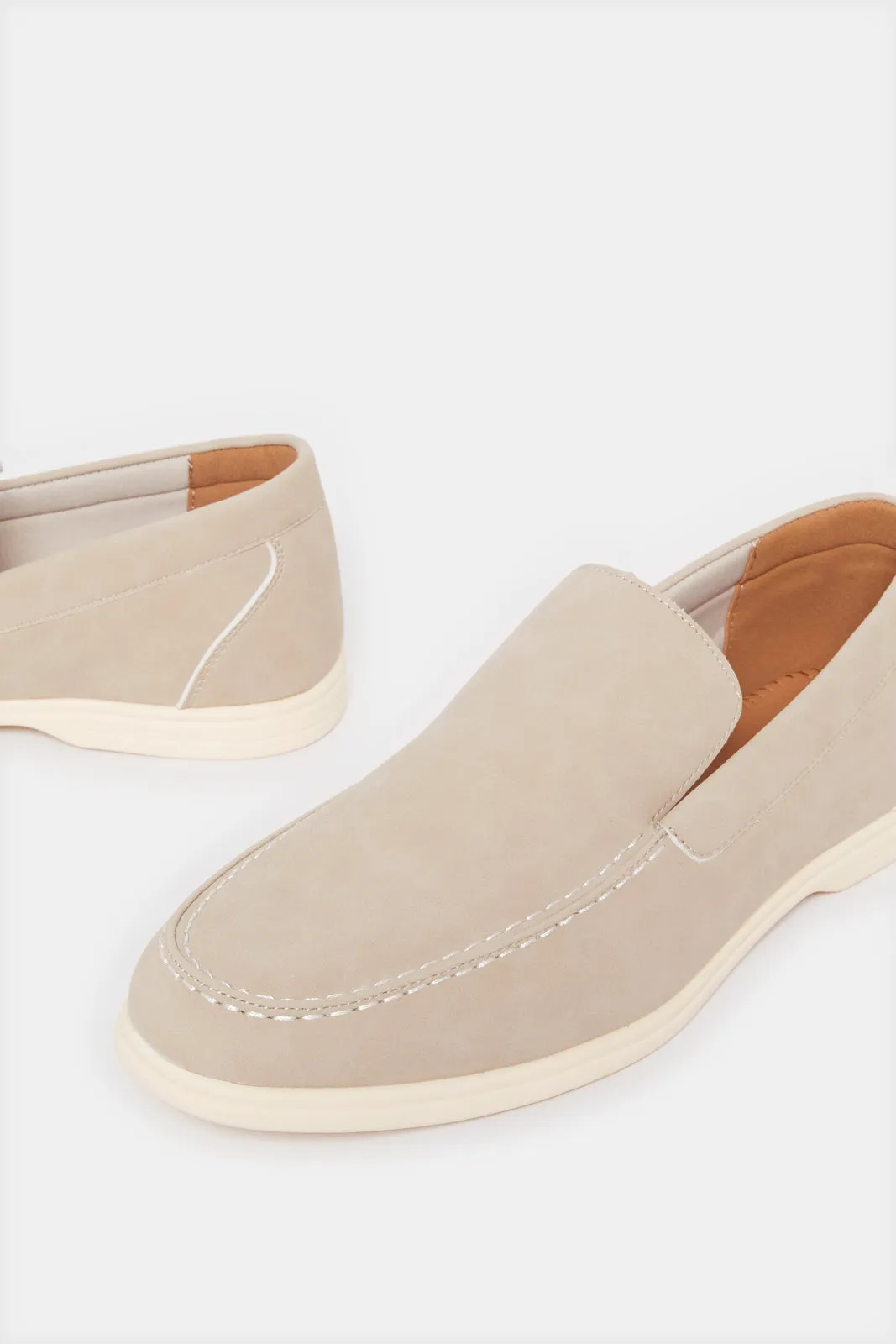 Men Beige Plain Loafer