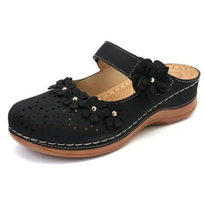 Round-toed flower openwork vintage casual slippers