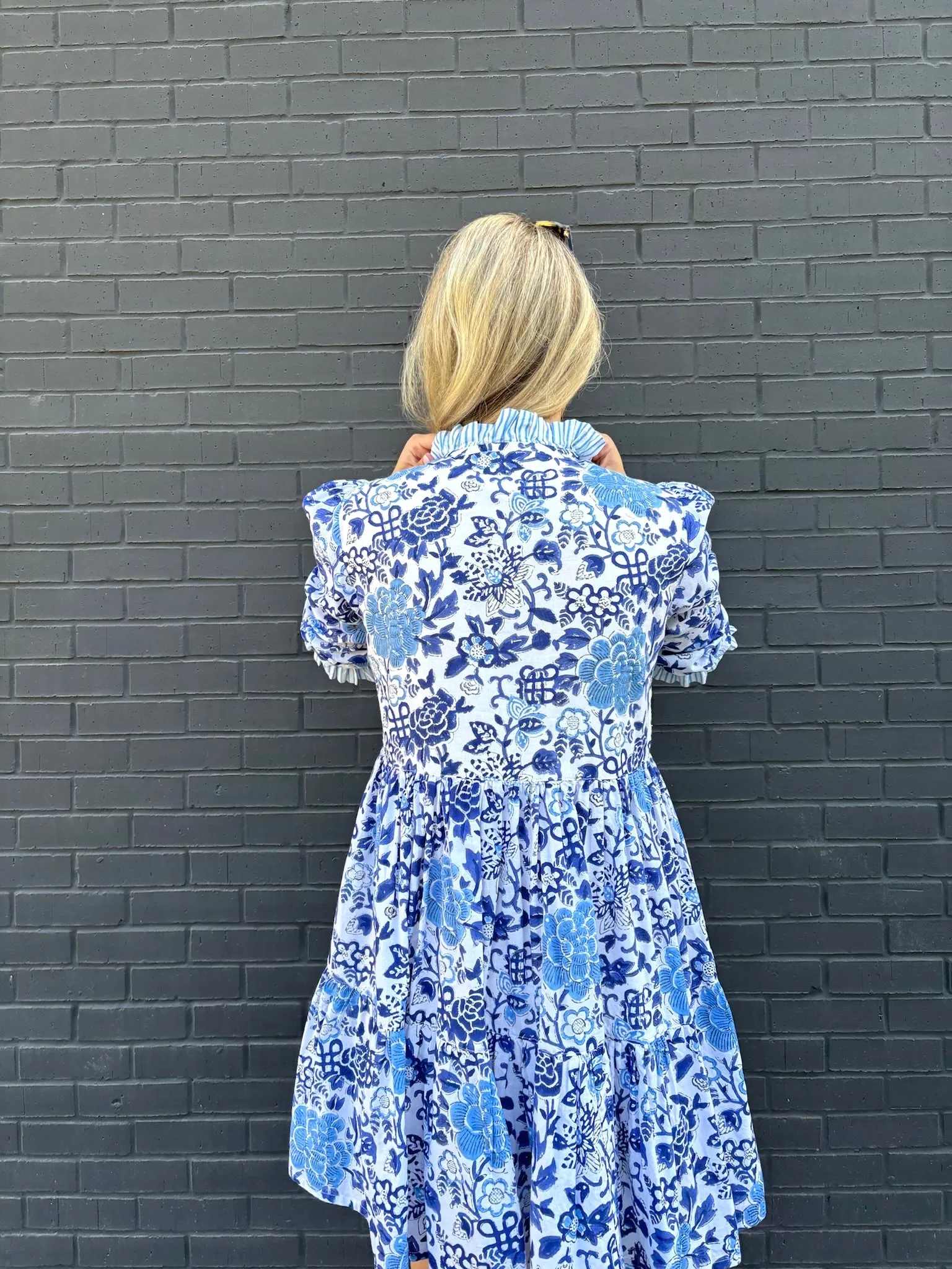 The Anndee short dress in blue and white porcelain block print