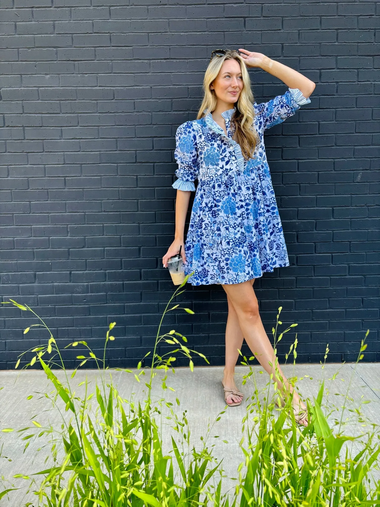 The Anndee short dress in blue and white porcelain block print