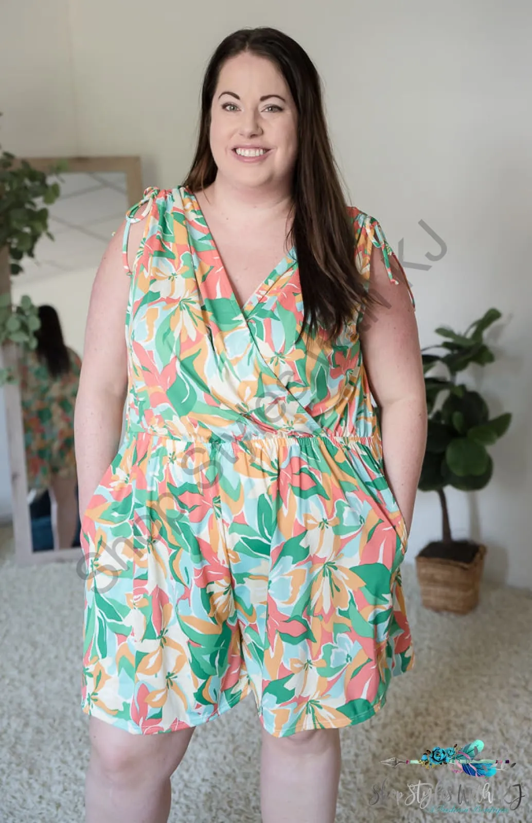 Tropical Waves Romper