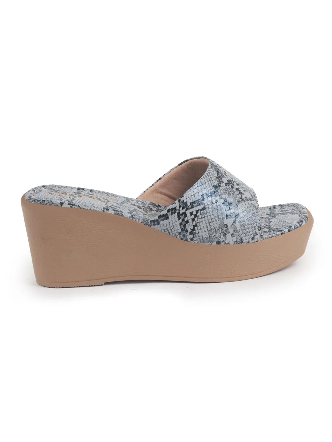 Women Grey Textured Print Platform Slip On Sandal With Cushioned Footbed|Height Enhancer Sandal For Broad Feet|Festive|Wedding