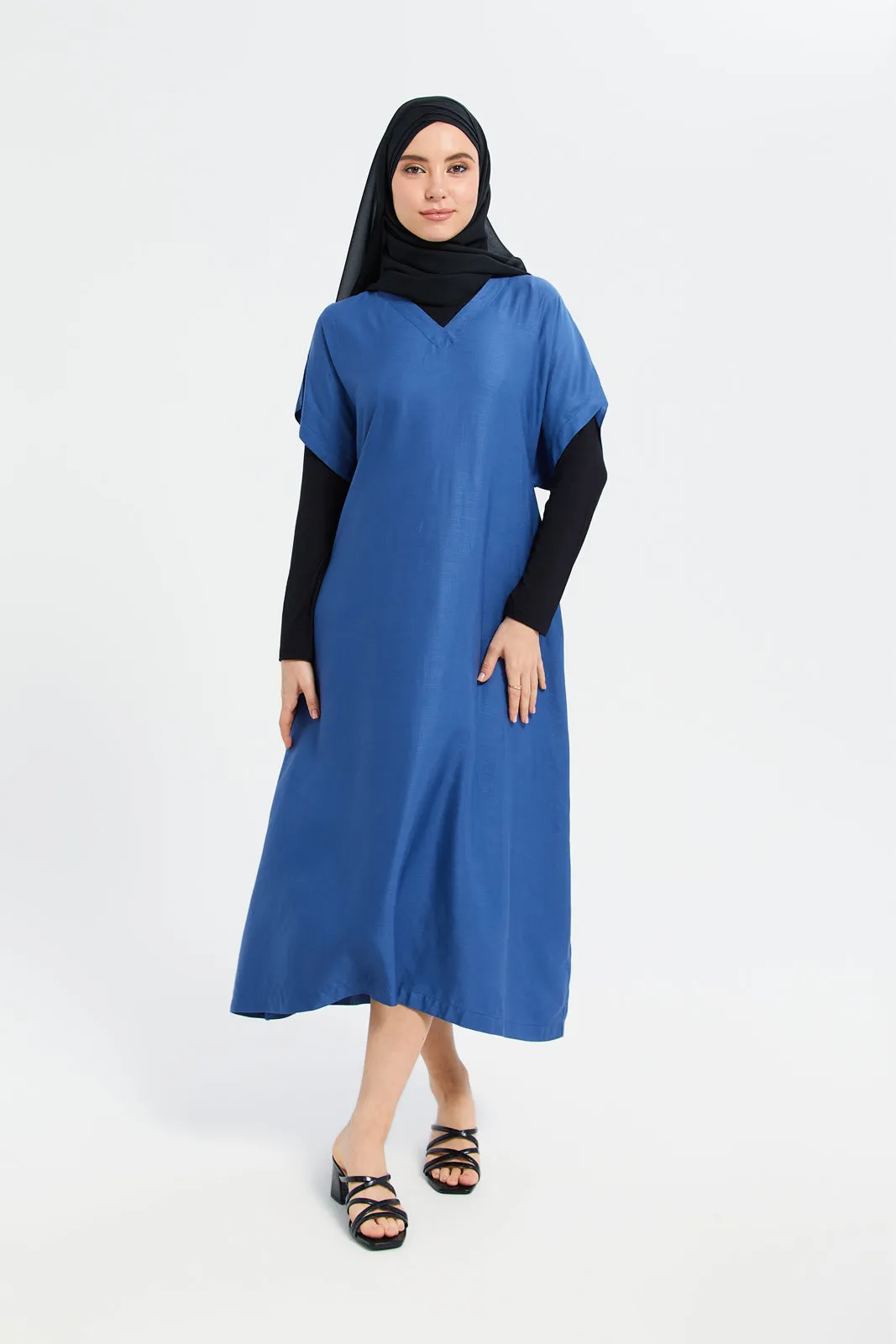 Women Navy Plain Sinched Waist Kaftan